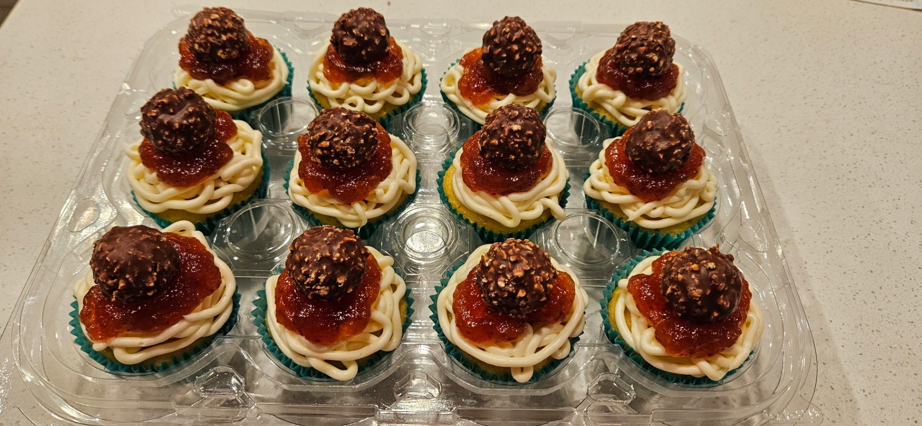 Spaghetti & Meatballs